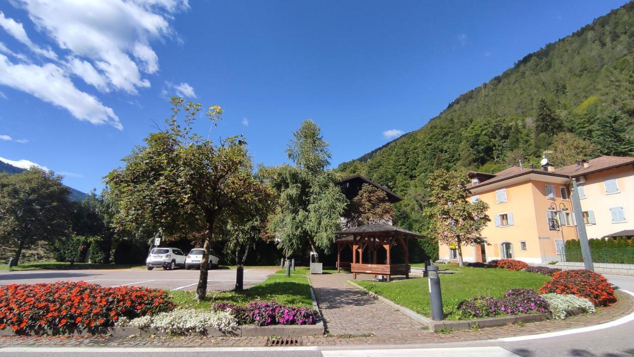 Apartamento Casa Mirandola Montana Commezzadura Exterior foto